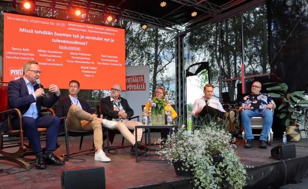 Pyhtäältä Pöydältä -tapahtuma