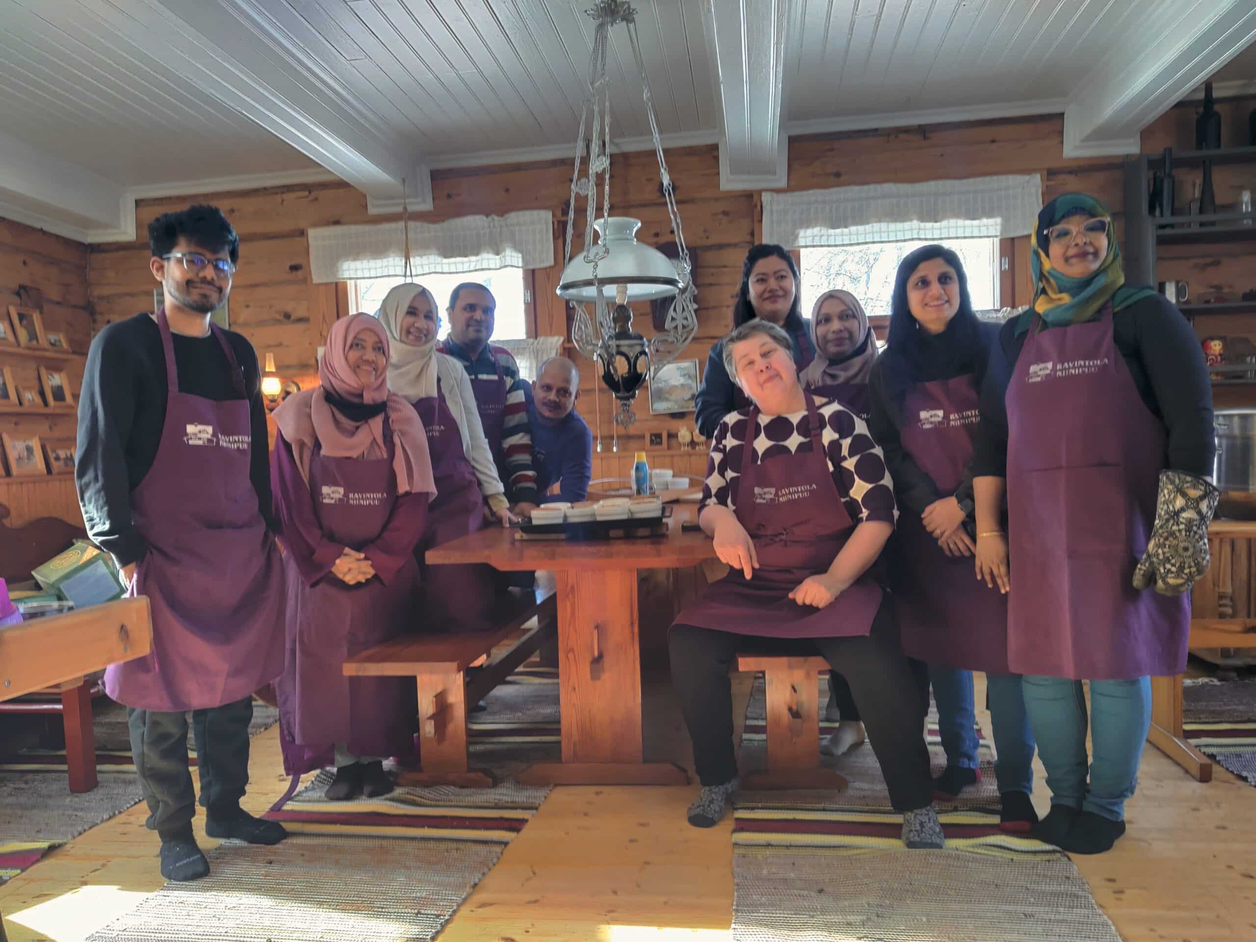 ihmisiä yhteiskuvassa