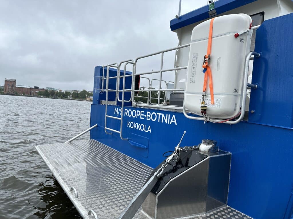 Laivan peräsin. Fartygets roder.